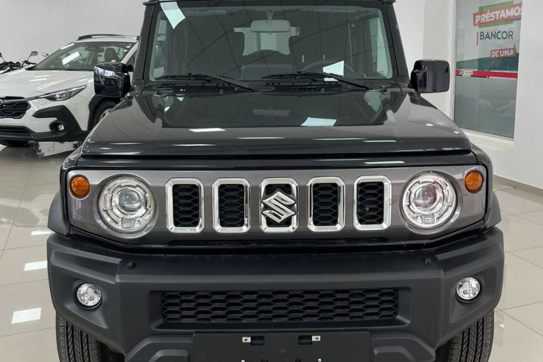 foto- SUZUKI AUTO-JIMMY